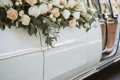 The Latest Trends In Wedding Limousine Decorations And Themes
